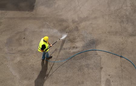 Commercial Pressure Washing